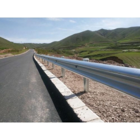 鄂州市公路波形护栏工程